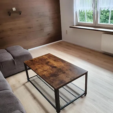 Zwischen Den Talsperren Daire *